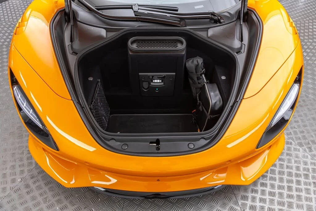 2027 McLaren 750S Spider - Image 9 of 31