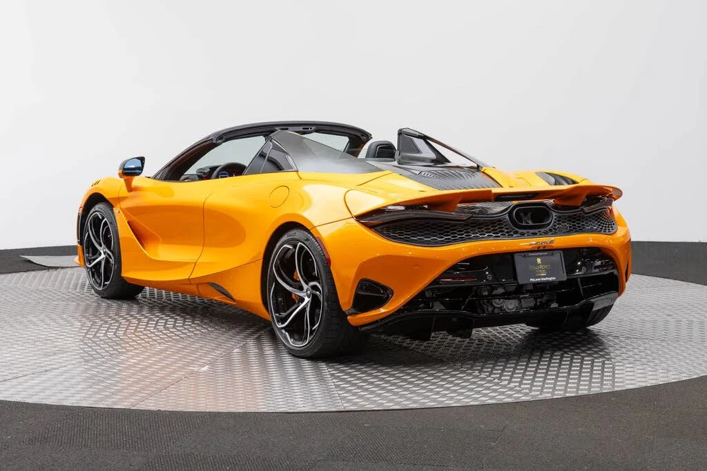 2027 McLaren 750S Spider - Image 4 of 31