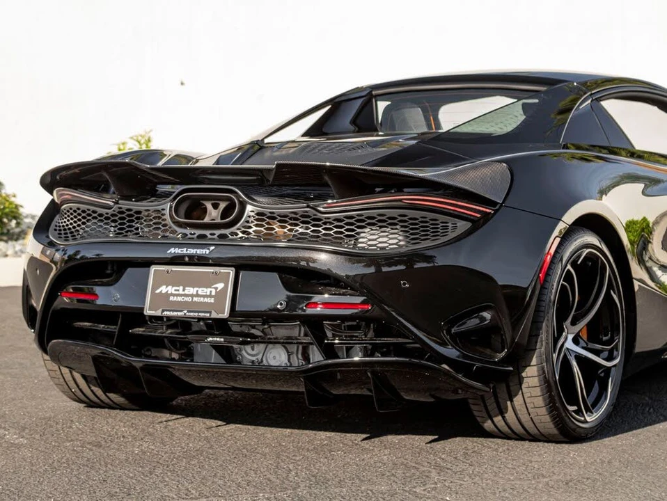2027 McLaren 750S Spider - Image 9 of 31