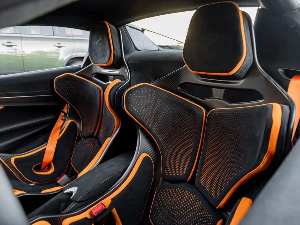 2027 McLaren 750S Spider - Image 15 of 31