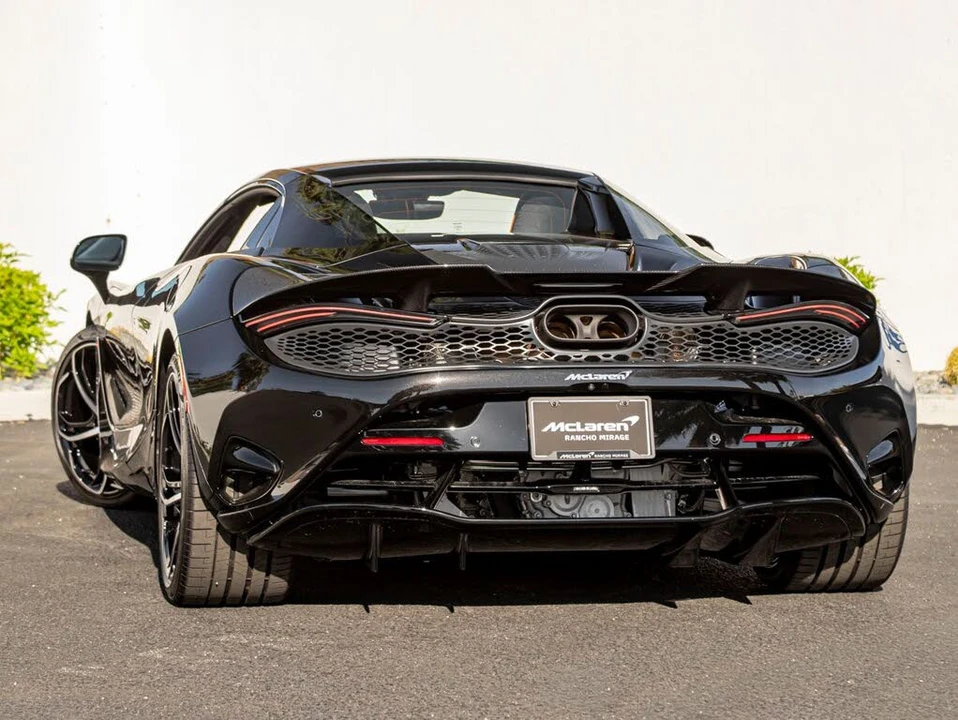 2027 McLaren 750S Spider - Image 11 of 31