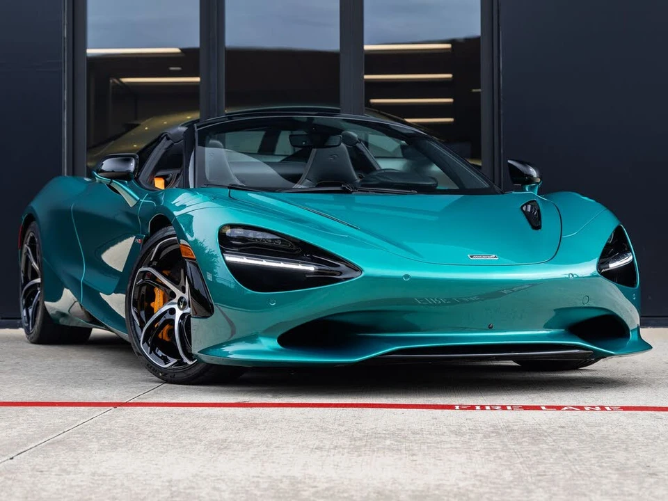 2027 McLaren 750S Spider - Image 3 of 31