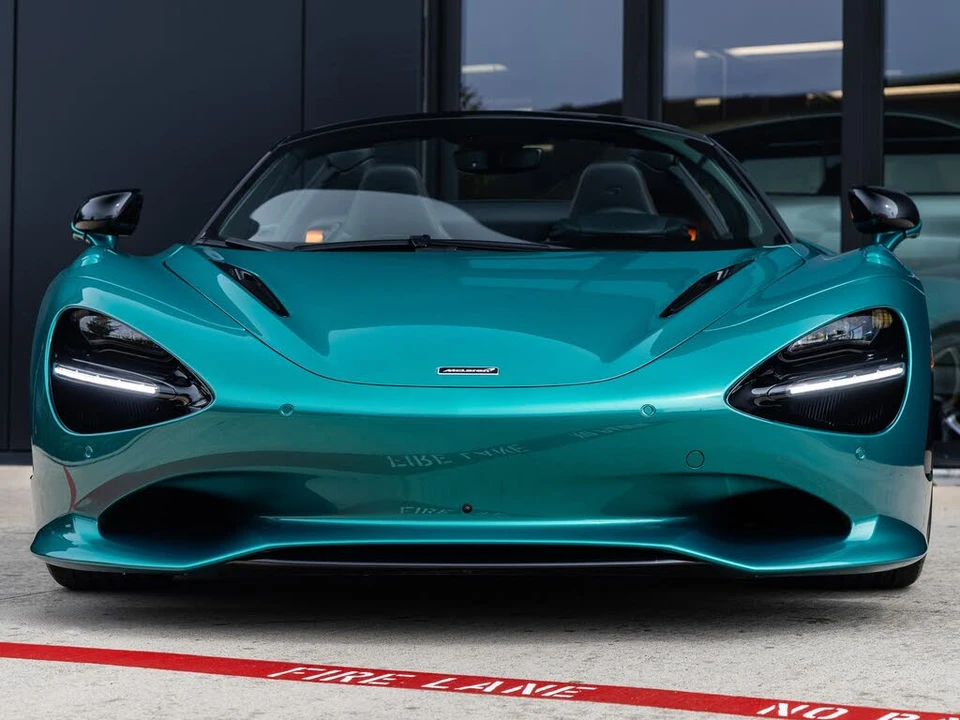 2027 McLaren 750S Spider - Image 5 of 31