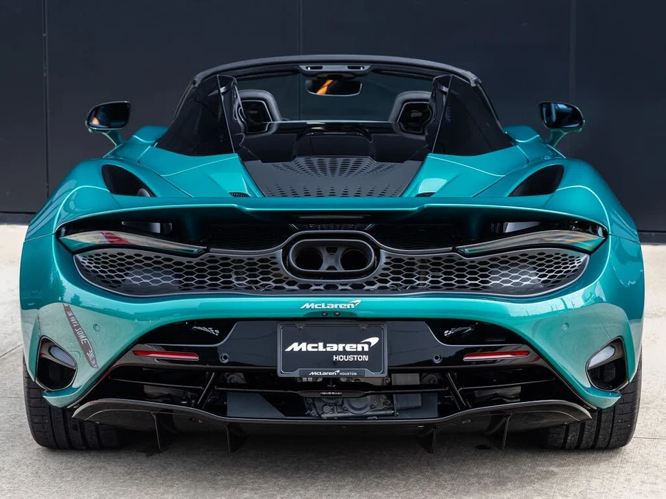 2027 McLaren 750S Spider - Image 8 of 31