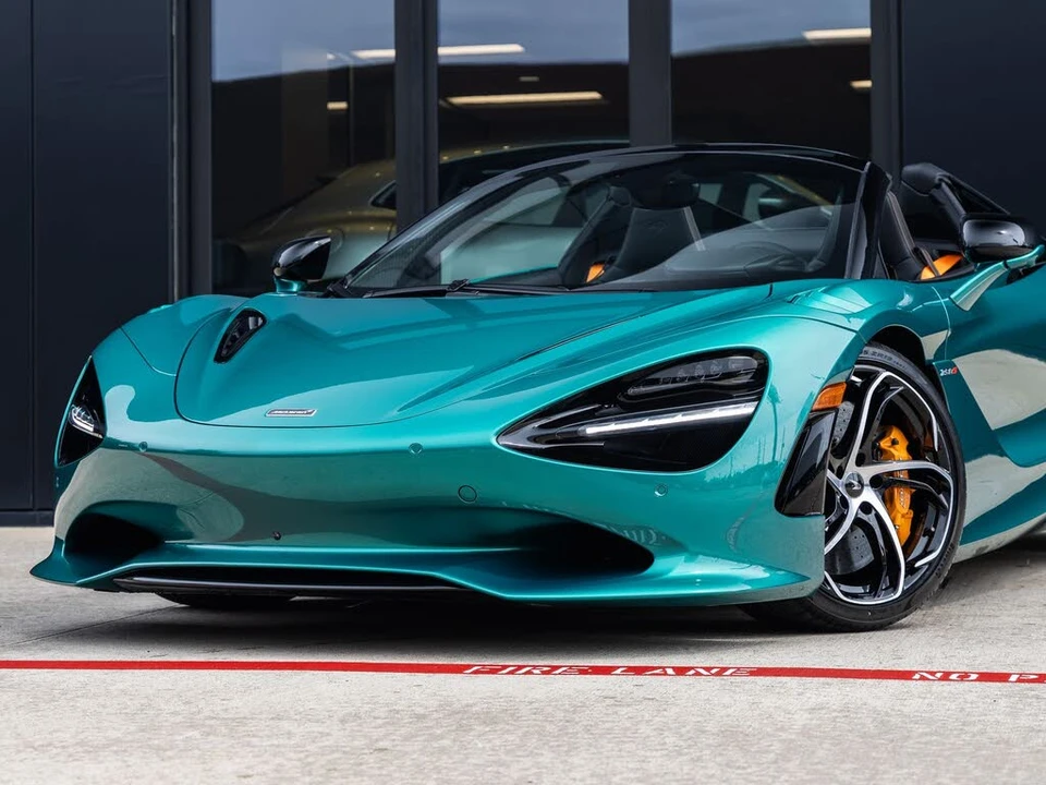 2027 McLaren 750S Spider - Image 4 of 31