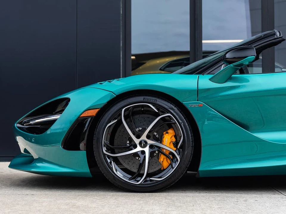 2027 McLaren 750S Spider - Image 13 of 31