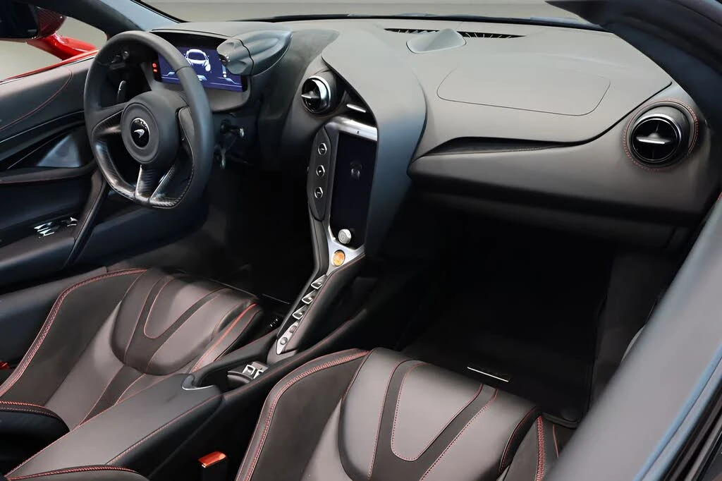 2027 McLaren 750S Spider - Image 15 of 31