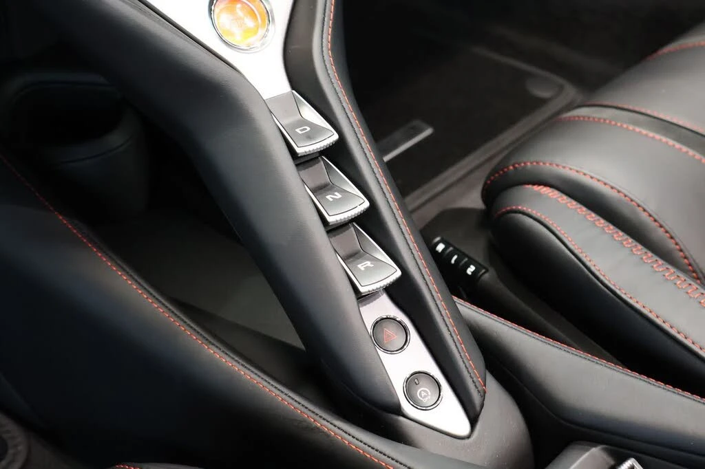 2027 McLaren 750S Spider - Image 27 of 31