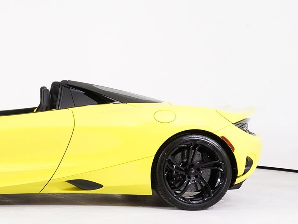 2027 McLaren 750S Spider - Image 15 of 31