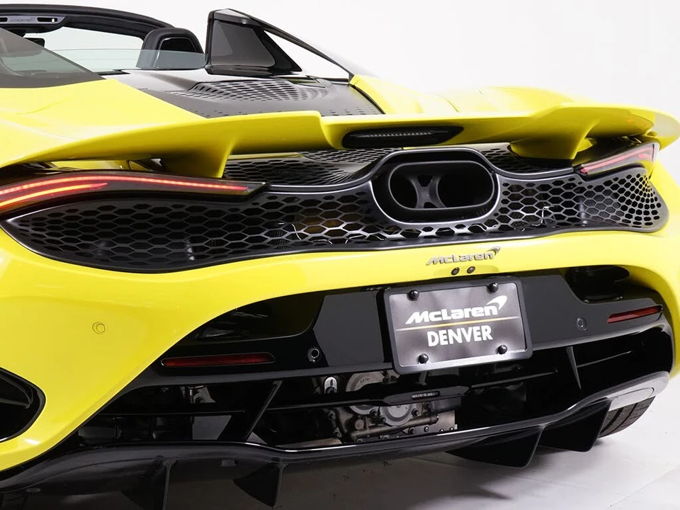 2027 McLaren 750S Spider - Image 21 of 31
