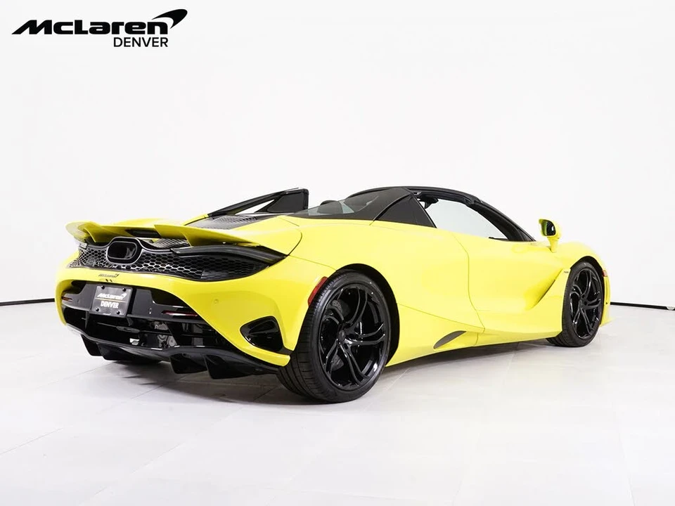 2027 McLaren 750S Spider - Image 8 of 31