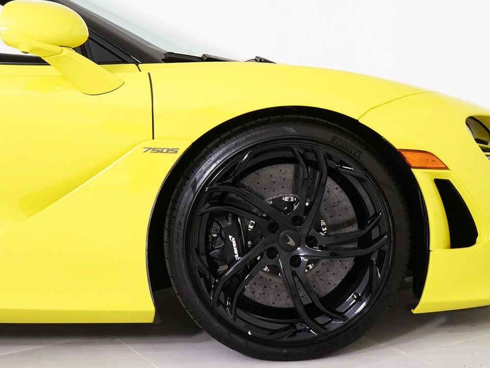 2027 McLaren 750S Spider - Image 18 of 31