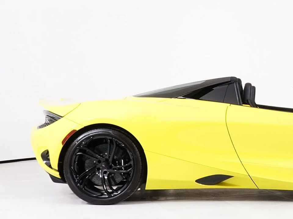 2027 McLaren 750S Spider - Image 16 of 31