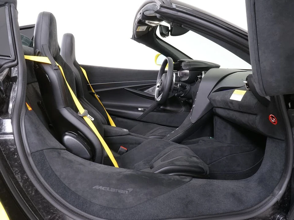 2027 McLaren 750S Spider - Image 31 of 31