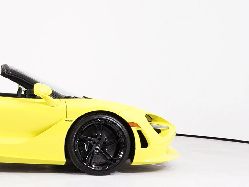 2027 McLaren 750S Spider - Image 17 of 31