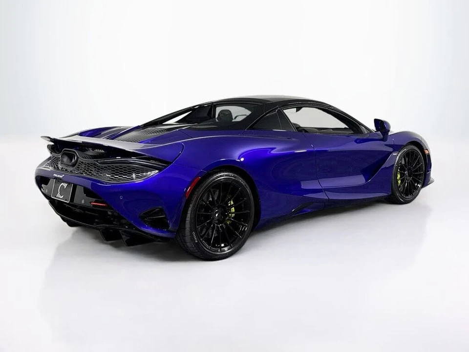 2027 McLaren 750S Spider - Image 5 of 24