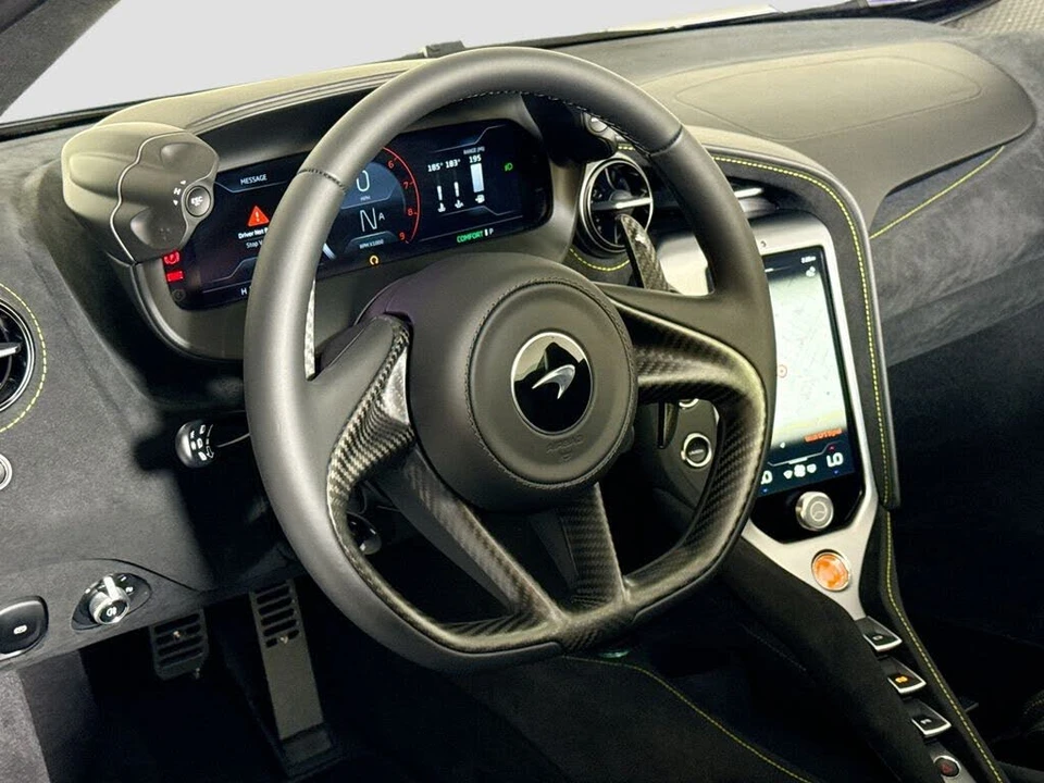 2027 McLaren 750S Spider - Image 15 of 24