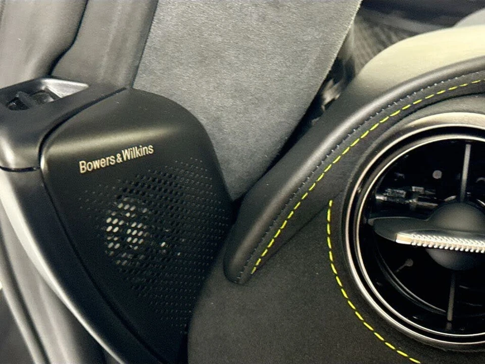 2027 McLaren 750S Spider - Image 13 of 24