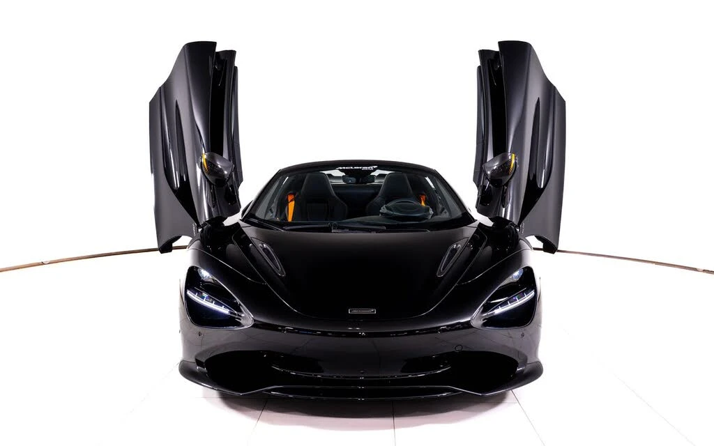 2027 McLaren 750S Spider - Image 11 of 25