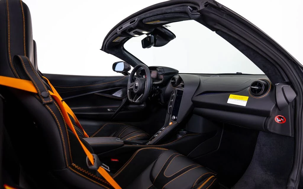 2027 McLaren 750S Spider - Image 24 of 25