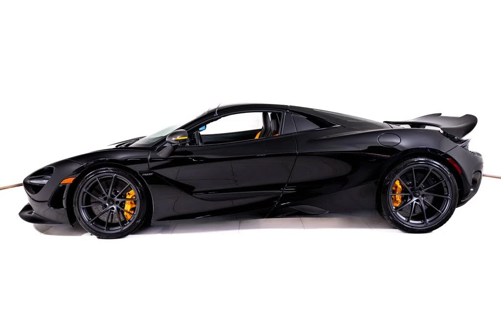 2027 McLaren 750S Spider - Image 3 of 25