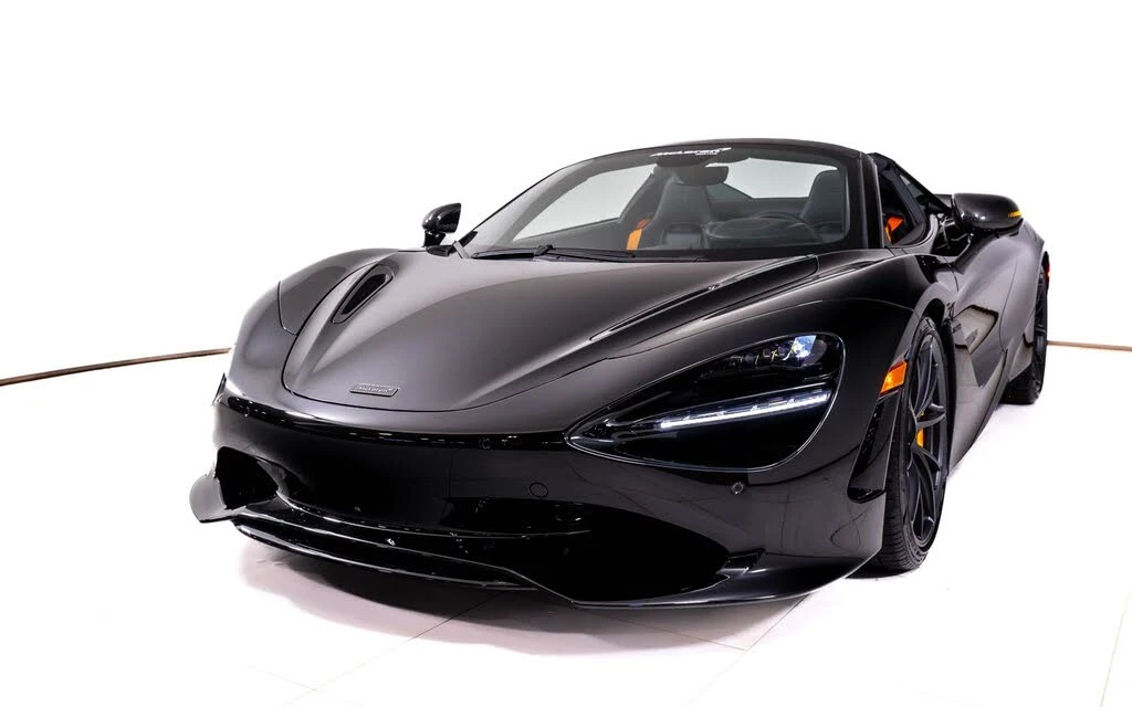 2027 McLaren 750S Spider - Image 12 of 25