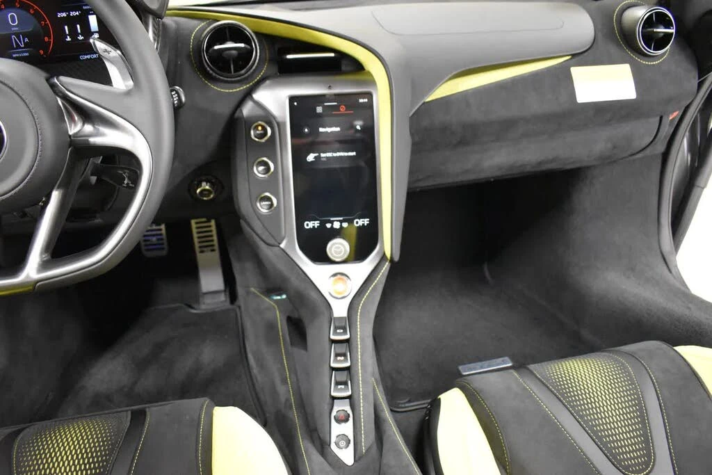 2027 McLaren 750S Spider - Image 20 of 30
