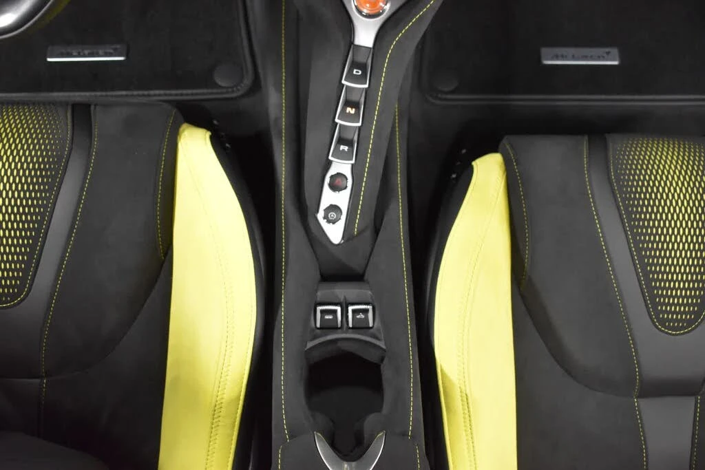 2027 McLaren 750S Spider - Image 26 of 30