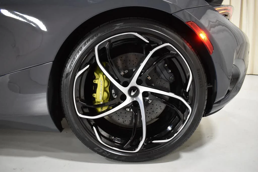 2027 McLaren 750S Spider - Image 13 of 30