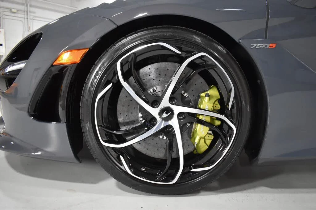2027 McLaren 750S Spider - Image 12 of 30