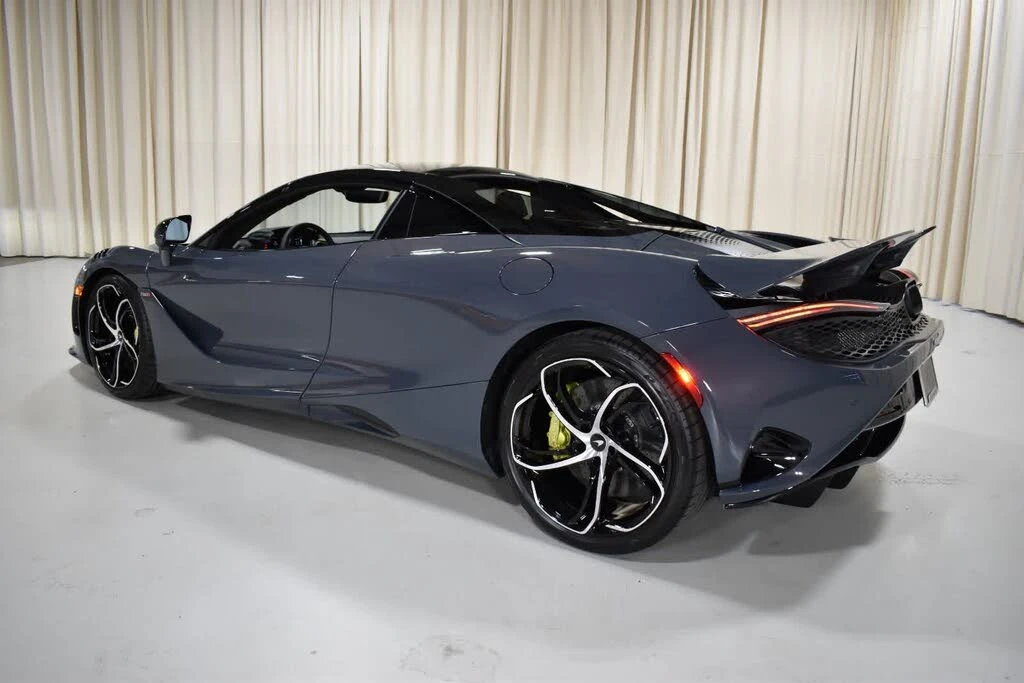 2027 McLaren 750S Spider - Image 7 of 30