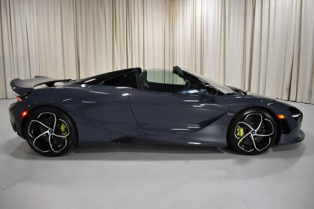 2027 McLaren 750S Spider - Image 4 of 30