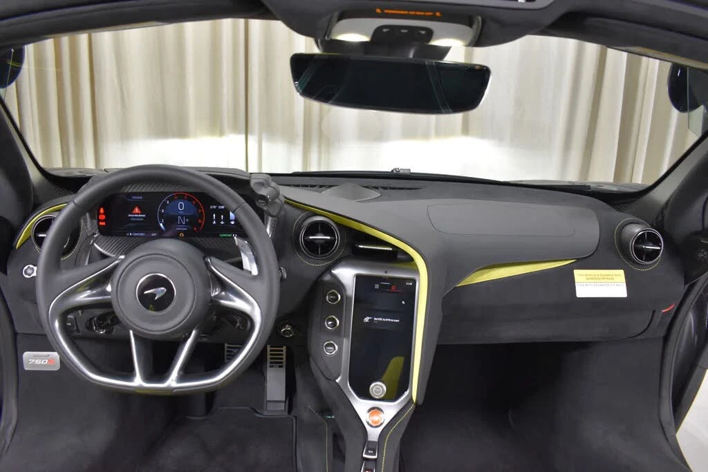 2027 McLaren 750S Spider - Image 17 of 30