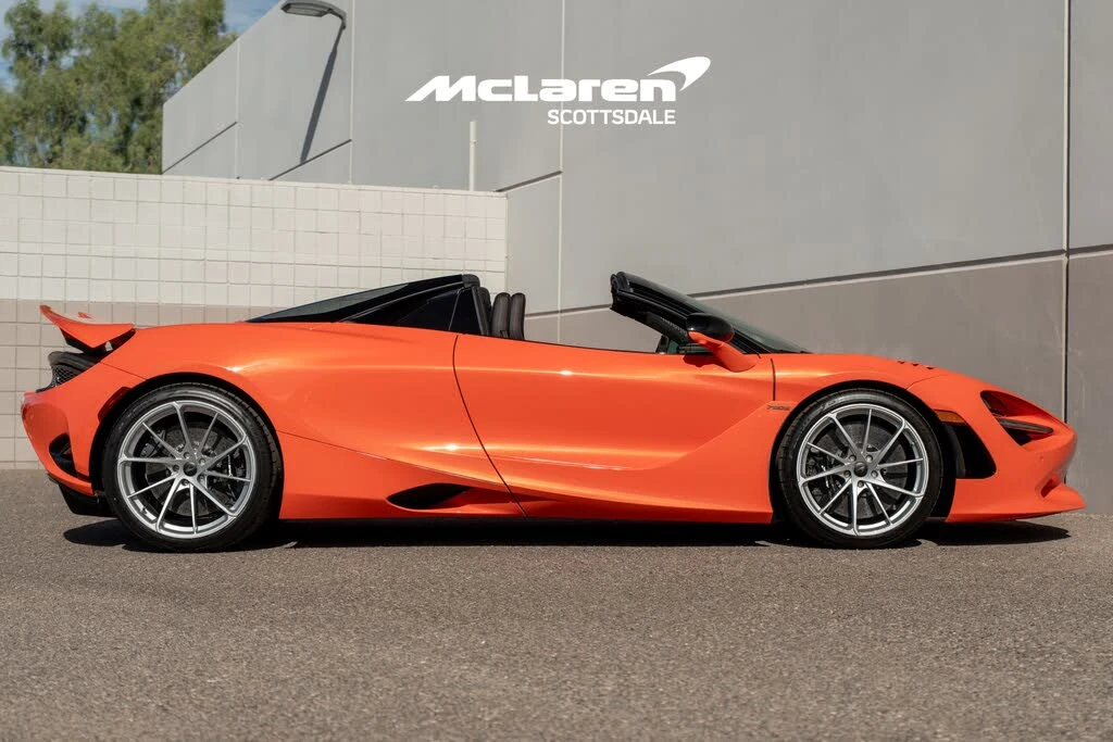 2027 McLaren 750S Spider - Image 8 of 31