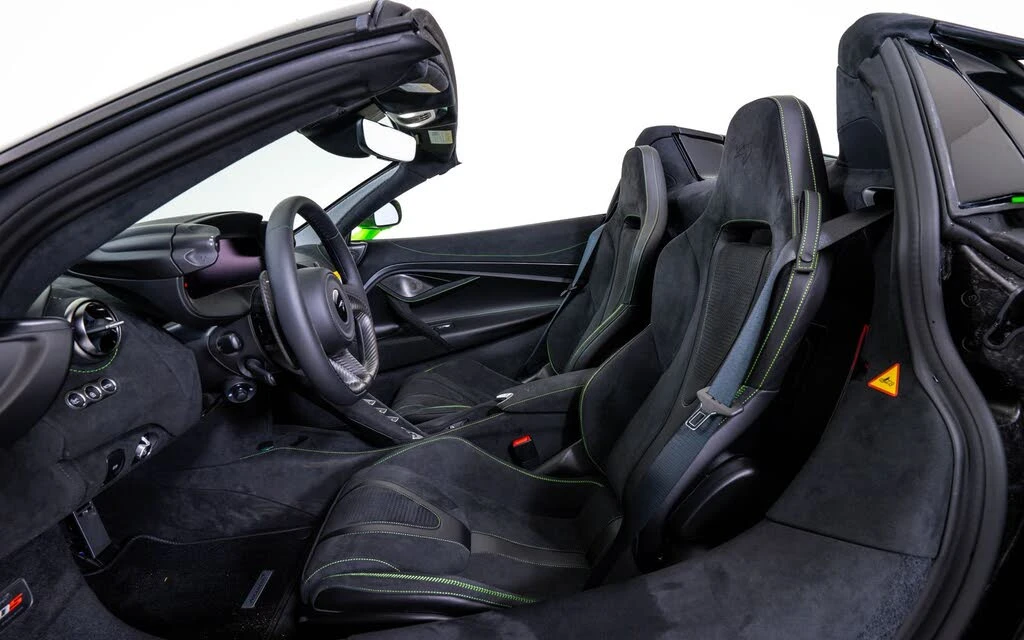 2027 McLaren 750S Spider - Image 24 of 27