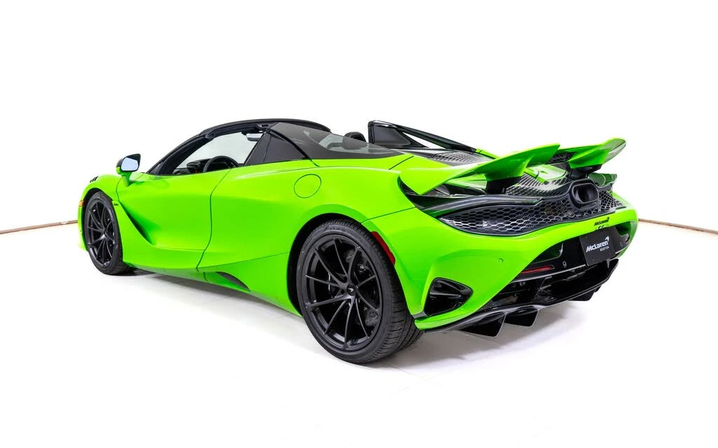 2027 McLaren 750S Spider - Image 5 of 27
