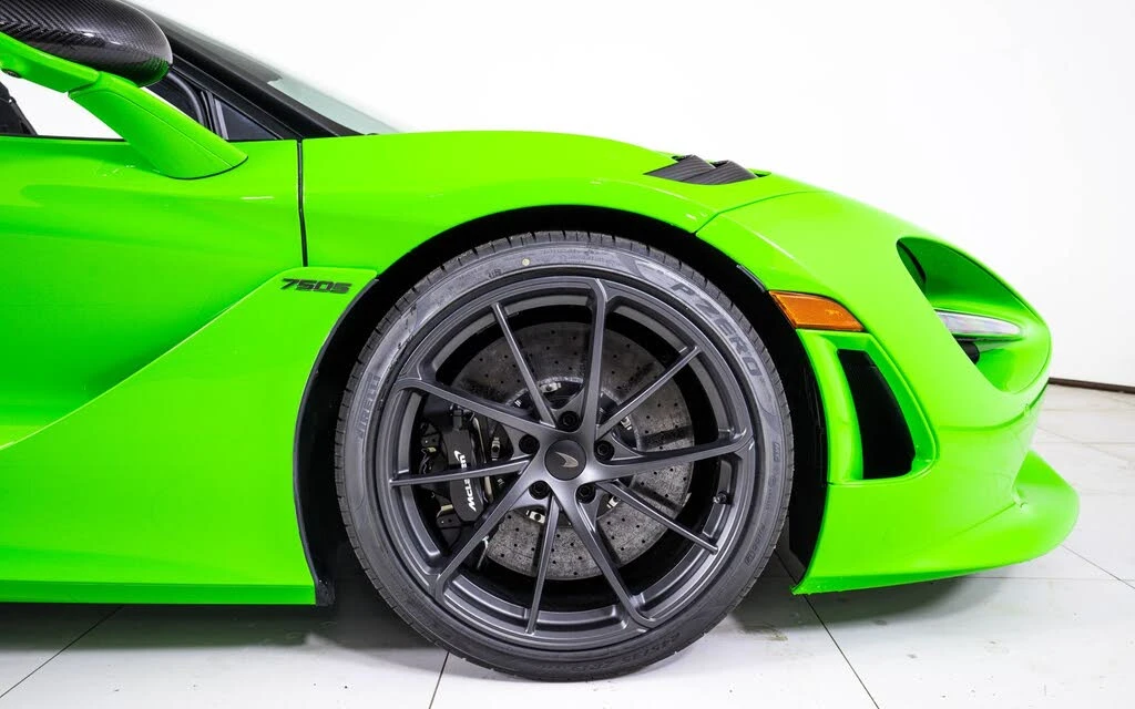 2027 McLaren 750S Spider - Image 21 of 27