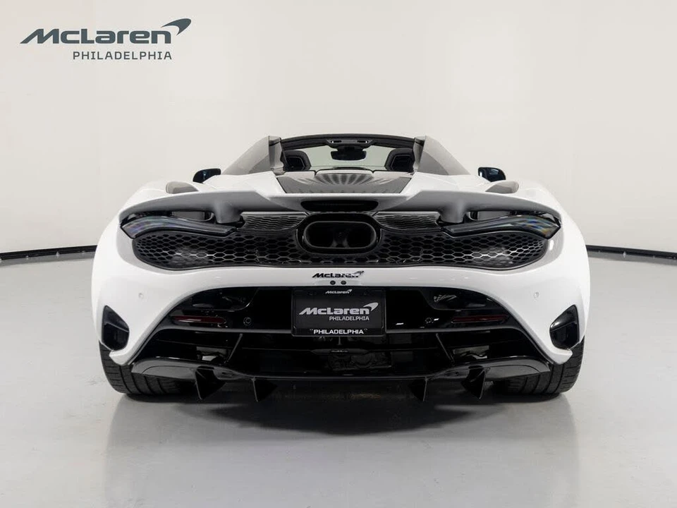 2027 McLaren 750S Spider - Image 5 of 31