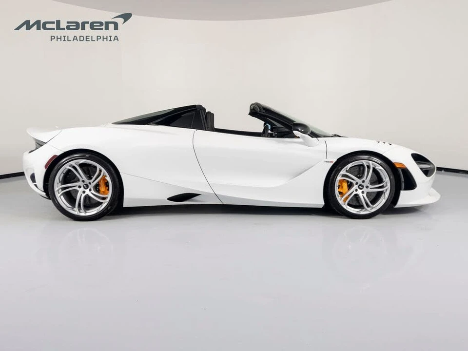 2027 McLaren 750S Spider - Image 7 of 31