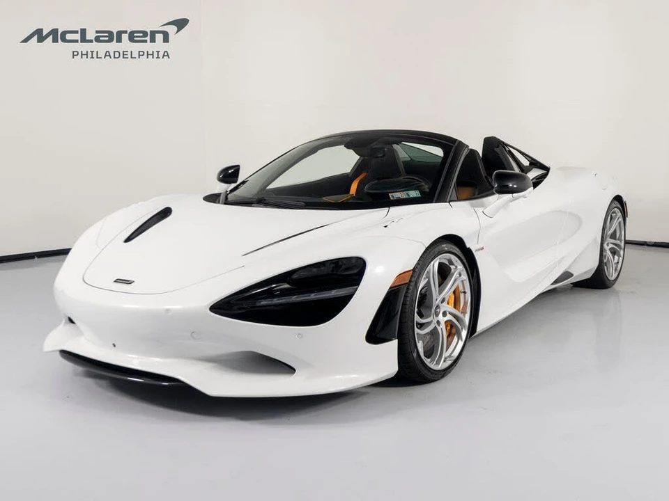 2027 McLaren 750S Spider - Image 2 of 31