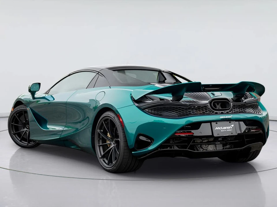 2027 McLaren 750S Spider - Image 16 of 31