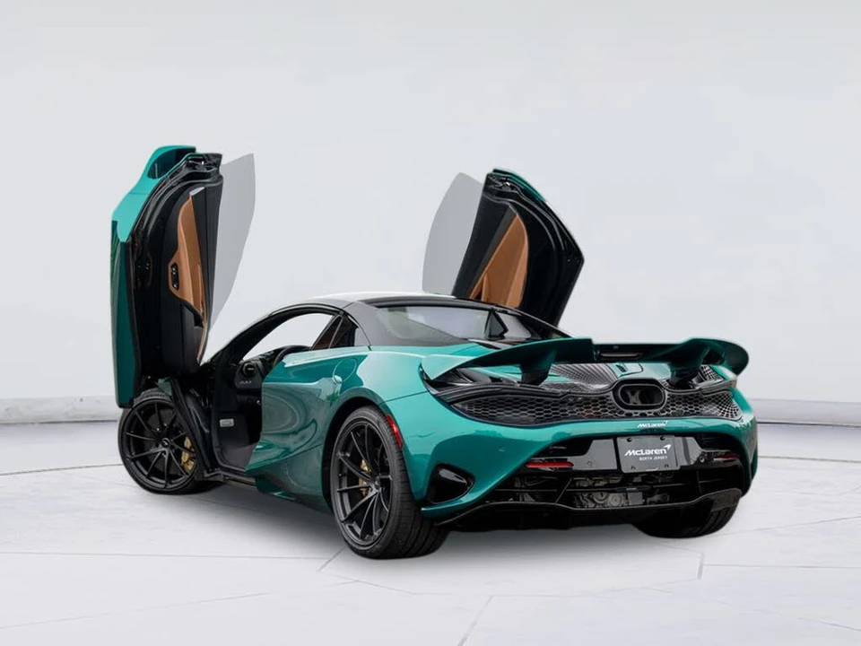 2027 McLaren 750S Spider - Image 17 of 31