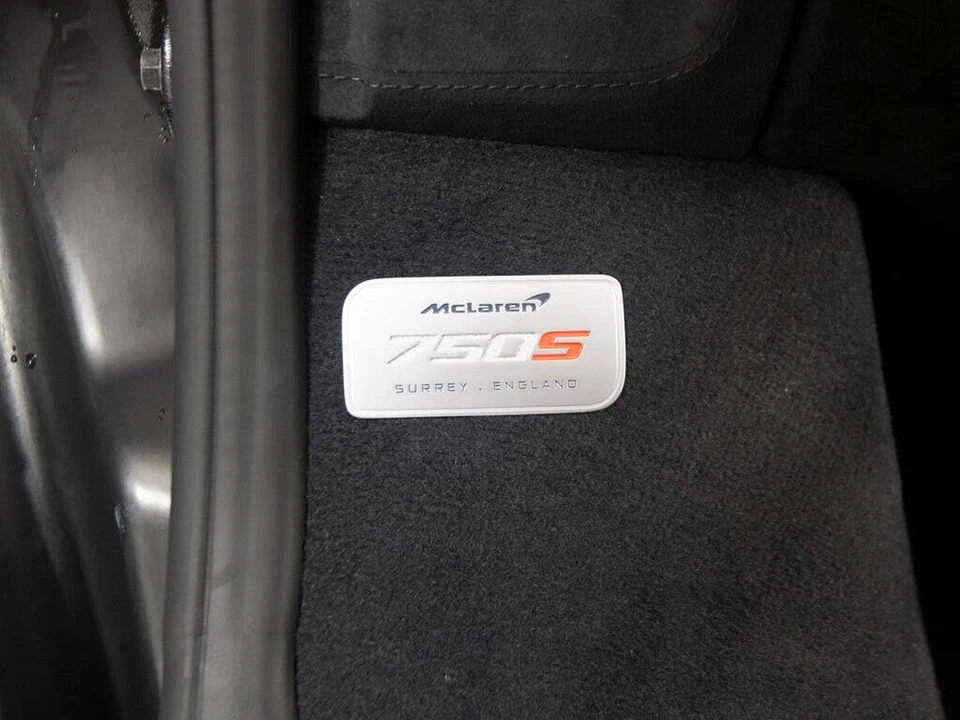 2027 McLaren 750S Spider - Image 15 of 31