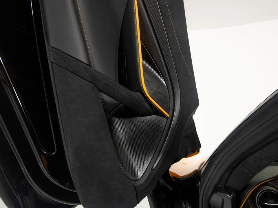 2027 McLaren 750S Spider - Image 13 of 31
