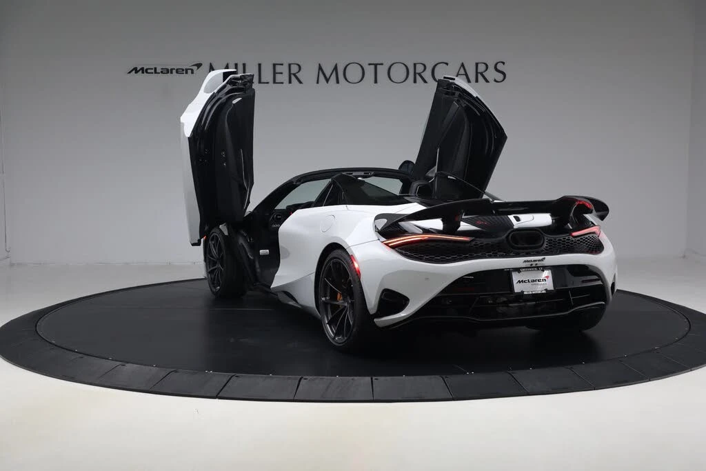 2027 McLaren 750S Spider - Image 15 of 31