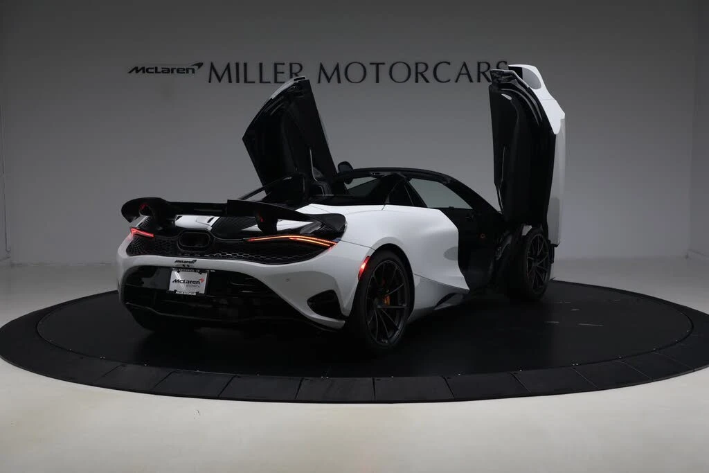 2027 McLaren 750S Spider - Image 17 of 31