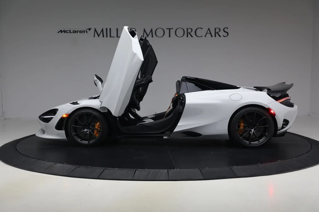 2027 McLaren 750S Spider - Image 14 of 31