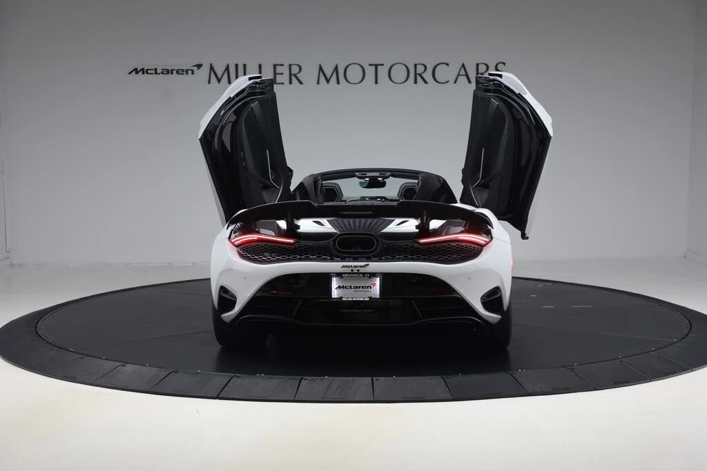 2027 McLaren 750S Spider - Image 16 of 31