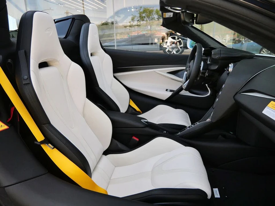 2027 McLaren 750S Spider - Image 11 of 25