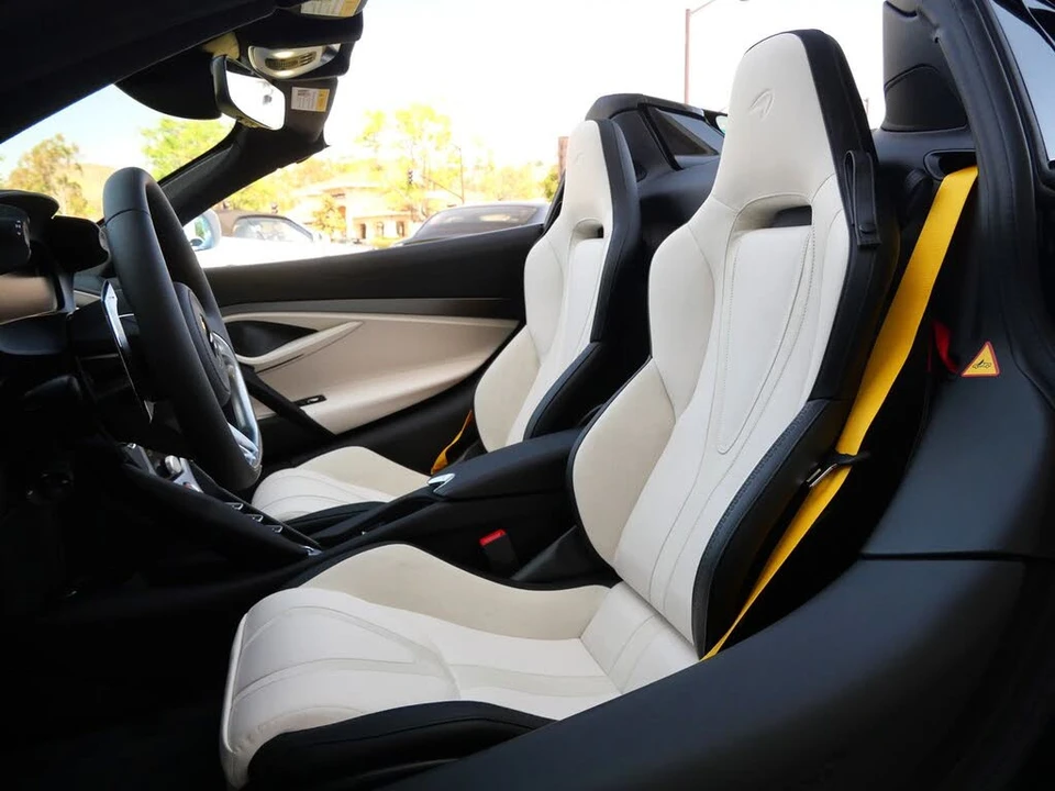 2027 McLaren 750S Spider - Image 21 of 25